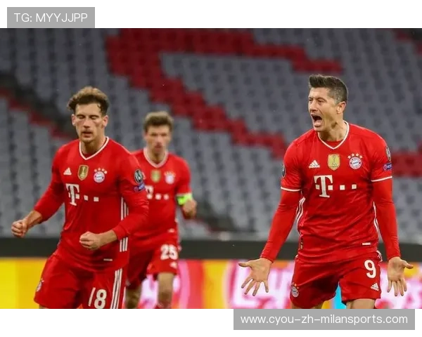 拜仁连续传中未果，中路渗透受阻：如何应对现代足球战术中的挑战？